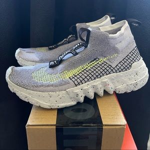 Nike Space Hippie 02 Volt BNIB sz 8.5